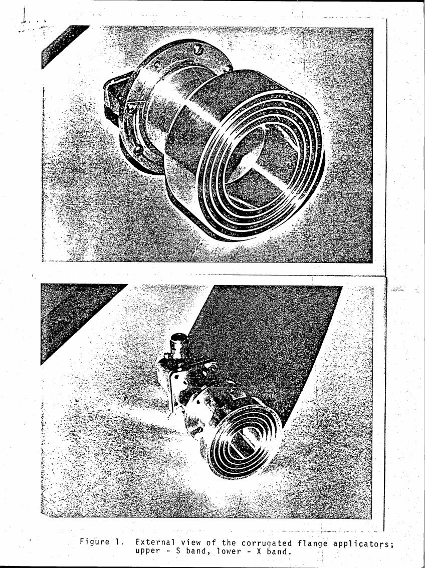 Figure 1. External view of the corrugated flange applicators; upper - S band, lower - X band.